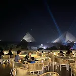 Pyramids Shadow Inn