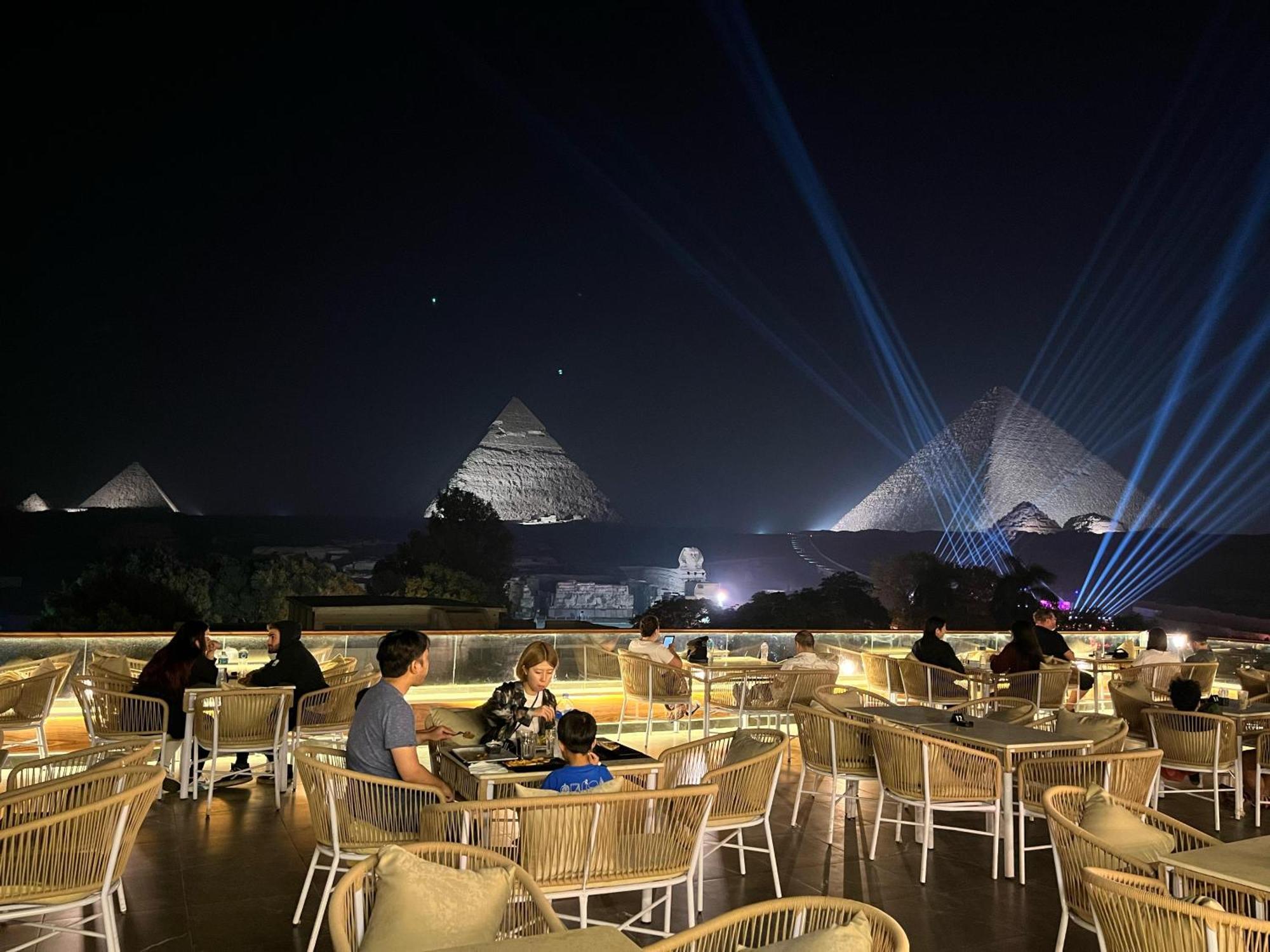 Hotel Pyramids Shadow 2*