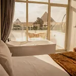 Pyramids Shadow Inn